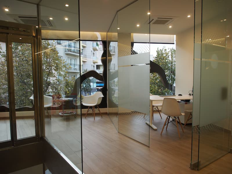 Fachada clínica dental Abaden en Blanes