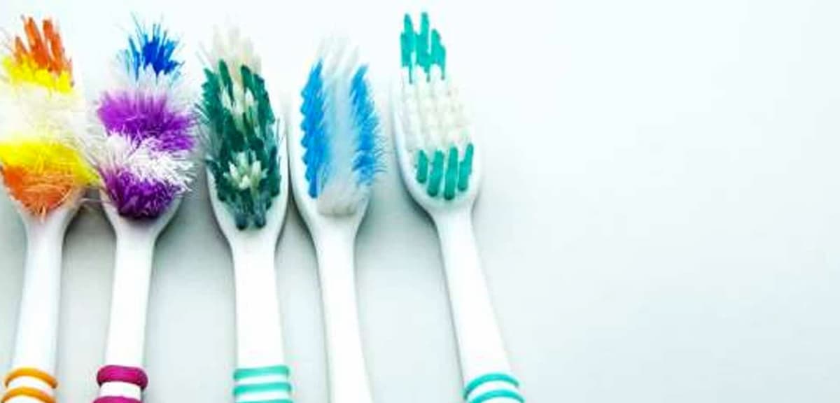 ¿Cada cuánto es recomendable cambiar el cepillo de dientes?
